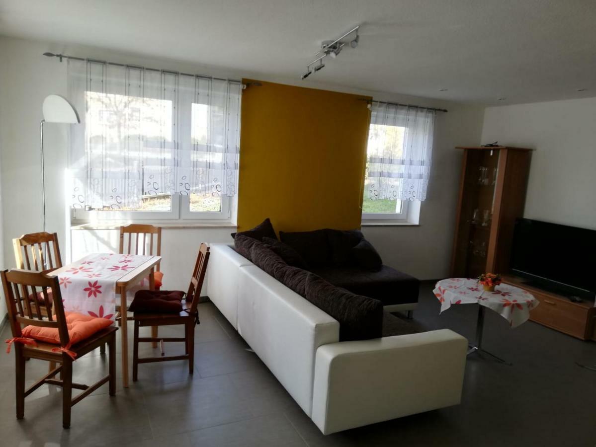 Ferienwohnung, Monteurwohnung Grossrohrsdorf Екстериор снимка